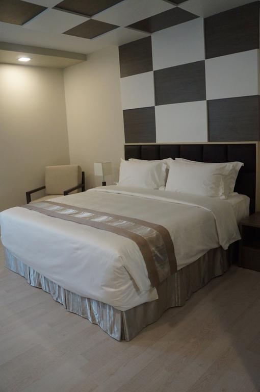 Hotel Parami Янгон Экстерьер фото