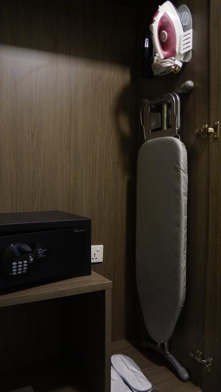 Hotel Parami Янгон Экстерьер фото