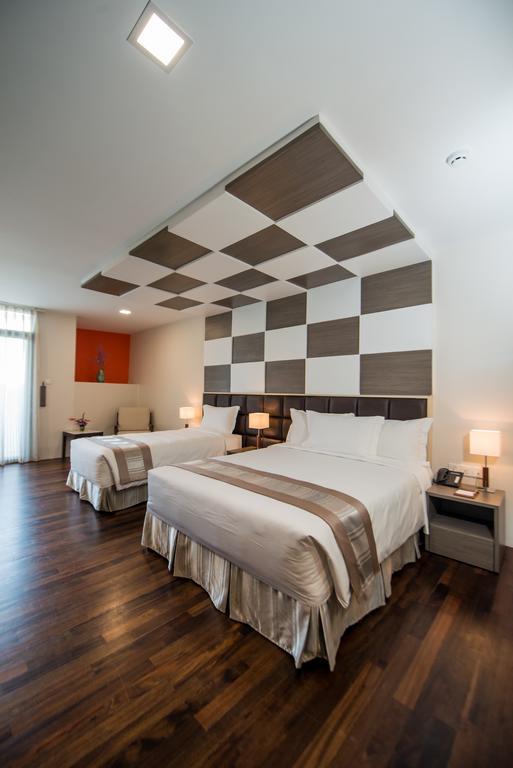 Hotel Parami Янгон Экстерьер фото
